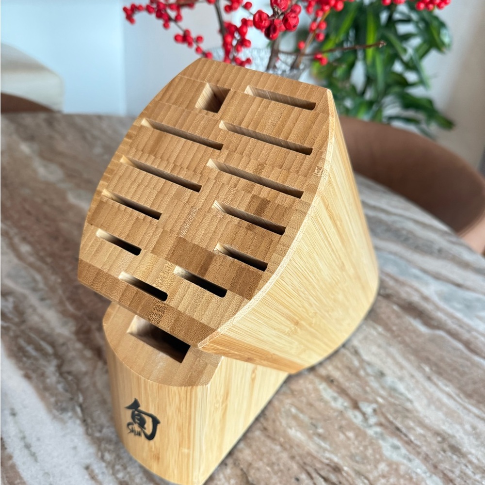 Shun 13 Slot Bamboo Knife Block Holder - Picture 3 of 3